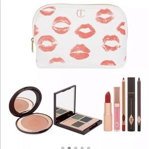 - Charlotte Tilbury Luxury Shadow Palette